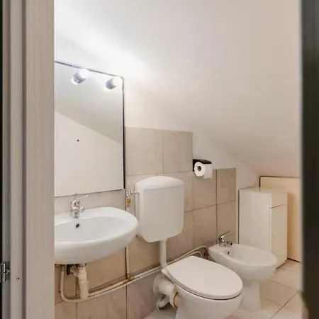 Your House In By Portofinovacanze Apartament *