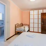 Apartman Your House In By Portofinovacanze *
